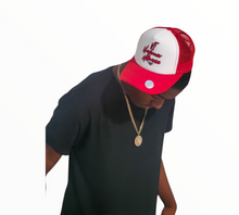 Load image into Gallery viewer, Snapback Trucker Unisex Caps
